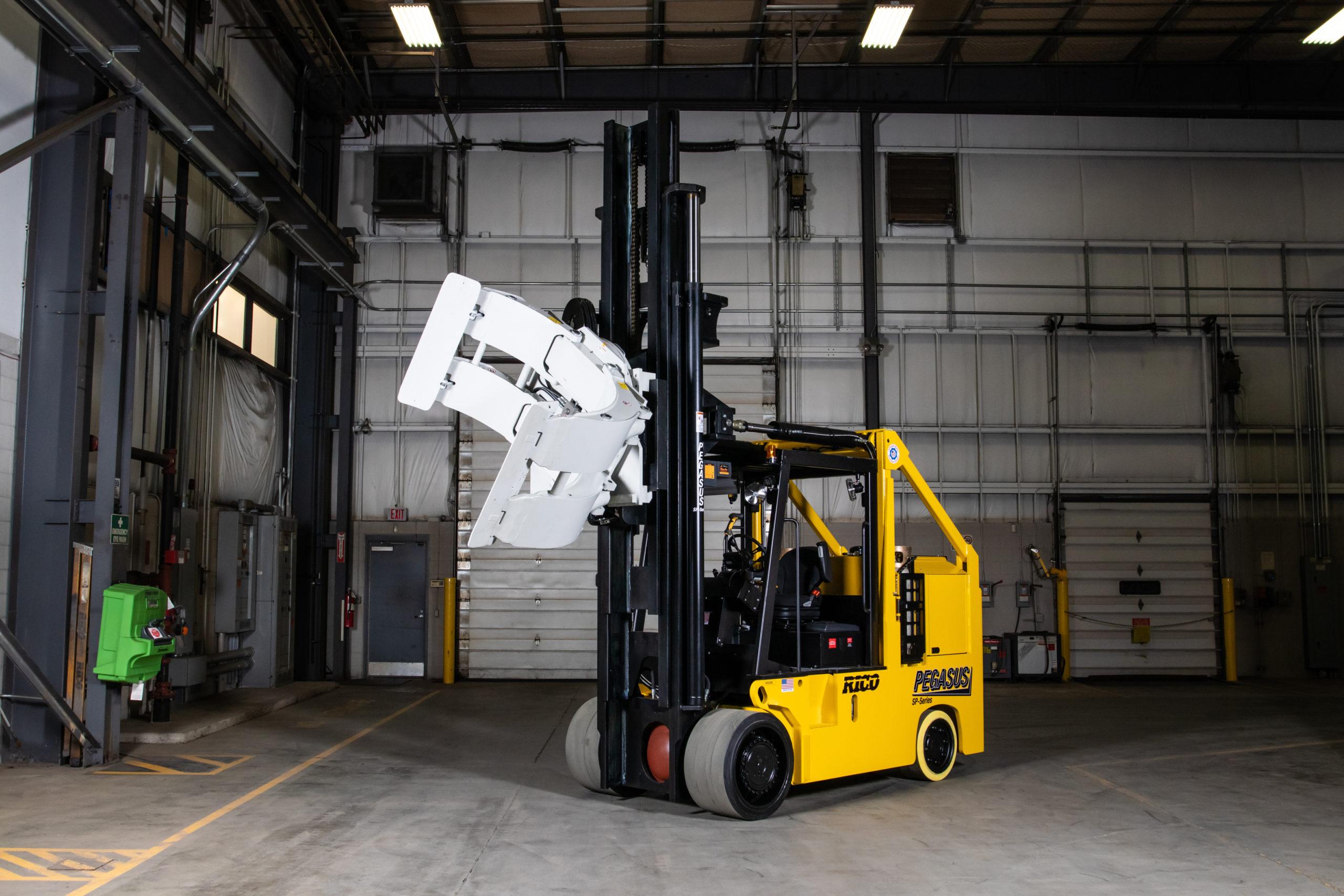 Clamp Truck